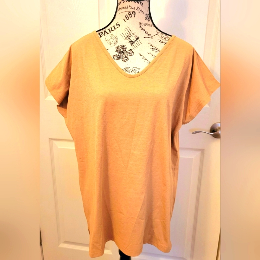 Sweet Poison Casual Cap Sleeve T-shirt.